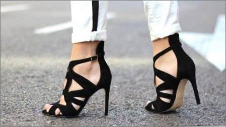 Stiletto sandales