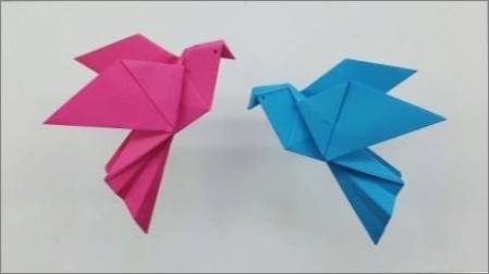 Kā nolocīt origami no papīra bez līmes?