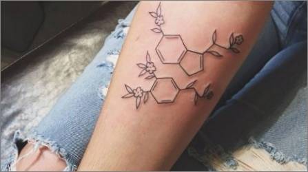 Tattoo formā ar formulu serotonīna un dopamīna